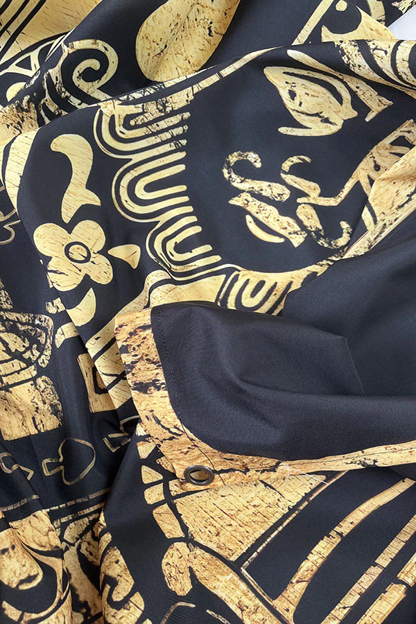 King of Spades Tapestry - Image 3